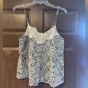 Womens tank Umgee medium